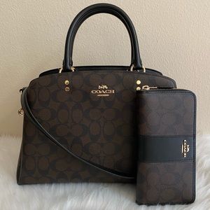 Coach purse and wallet set